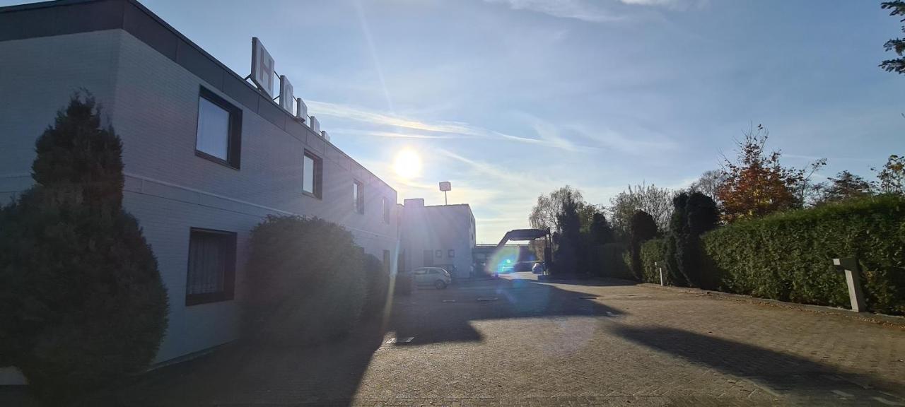 Hotel Zur Riede Bei Bremen Delmenhorst Extérieur photo